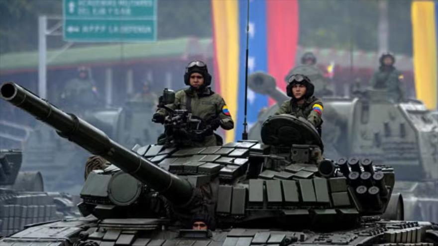 Fuerzas Armadas de Venezuela, en un desfile militar a gran escala.
