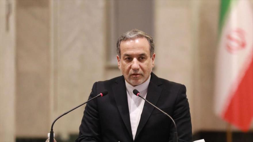 Canciller de Irán recomienda a adversarios que no repitan errores pasados