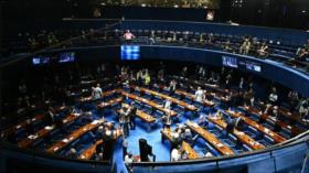 Congreso de Brasil aprueba rebaja de pena para Bolsonaro pese a protestas