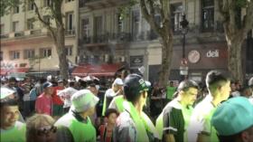 Sindicatos argentinos marchan contra la reforma laboral de Milei