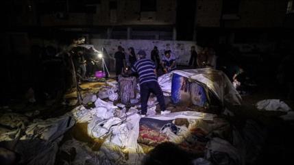 6 muertos en ataque israelí a escuela que albergaba desplazados en Gaza