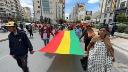 “Decreto del hambre” provoca protestas y cortes de vías en Bolivia