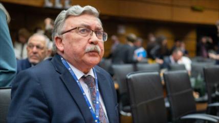 Rusia refrenda el “derecho inalienable” de Irán a su programa nuclear