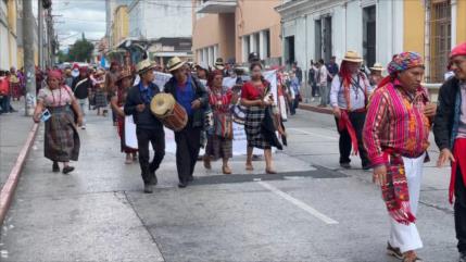 Órganos e instituciones en Guatemala persiguen a defensores de DDHH