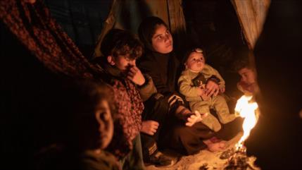Bebé de 3 semanas muere congelado en campo de refugiados en Gaza