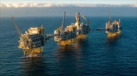 Mercado del crudo experimenta volatilidad tras ataque de EEUU a Venezuela