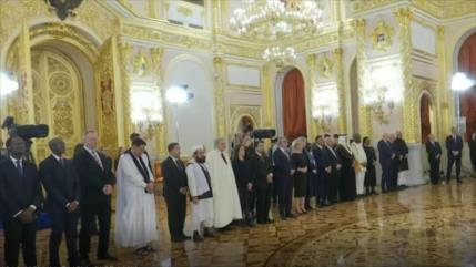 Putin defiende seguridad equitativa y acusa a OTAN de crisis en Ucrania