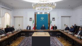 Pezeshkian promete erradicar la corrupción en la distribución de divisas