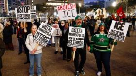 Protestan por políticas migratorias de Trump en aniversario de su mandato