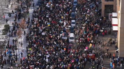 ¡ICE fuera!: siguen protestan por abusos de agentes antimigrantes en EEUU