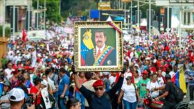 Venezolanos marchan en Caracas y exigen la liberación de Maduro