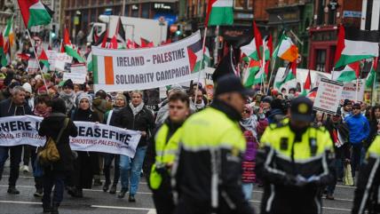 Marcha propalestina en Irlanda exige sanciones contra Israel