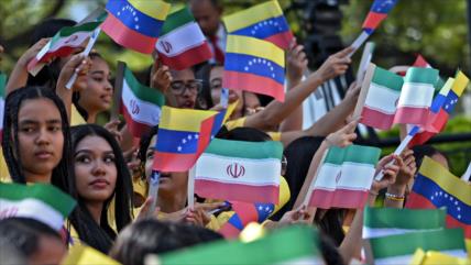 EEUU urde plan hostil para reducir influencia de Irán en A. Latina