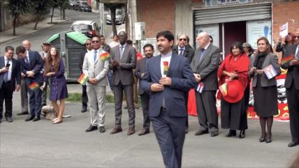 Bolivianos y cubanos celebran 43 años de amistad con homenaje a Marti