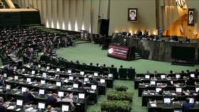 Diputados suníes condenan retóricas de Trump y apoyan al Líder de Irán