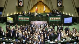 Diputados suníes condenan retóricas de Trump y apoyan al Líder de Irán