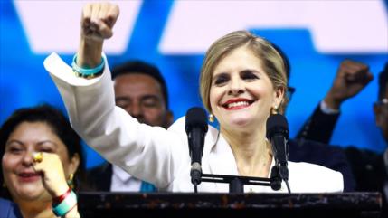 La oficialista Laura Fernández gana las elecciones en Costa Rica