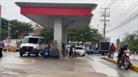  Gobierno de Colombia reduce el valor de la gasolina 