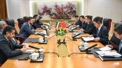 China apoya el derecho de Irán al uso pacífico de energía nuclear