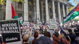Protestan en Australia por visita de Herzog, criminal de guerra israelí