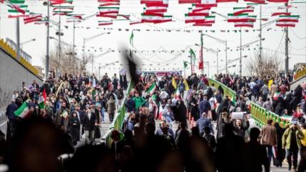 Iraníes mostraron en marchas del 11-F que las cosas se están haciendo muy bien