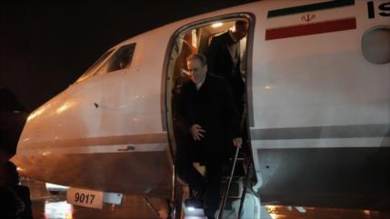 Canciller iraní llega a Ginebra con ideas para un pacto “justo” con EEUU