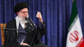 Líder a EEUU: más peligroso que un portaviones es el arma que lo hunde