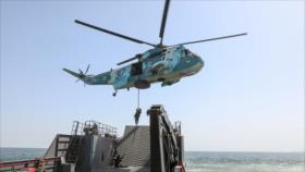 Fuerzas iraníes y rusas rescatan un barco secuestrado en un simulacro