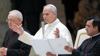 Papa evita el 250º aniversario de EEUU pese a invitación de Vance