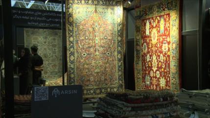 Irán exhibe legado milenario en la 32.ª feria de alfombras persas