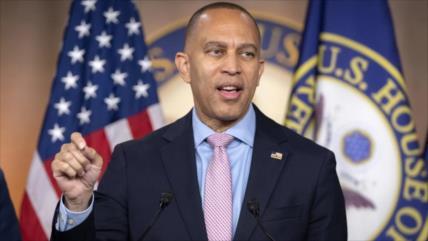 Jefe de Cámara Baja avisa sobre una guerra: Trump miente sobre Irán