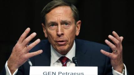 Petraeus: Guerra con Irán podría convertirse en catástrofe para EEUU
