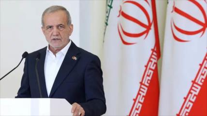 Irán a estadounidenses: Su gobierno es un ‘instrumento de Israel’ 