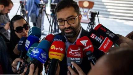 Irán a EEUU: No habrá exportación de petróleo si continúa bloqueo 