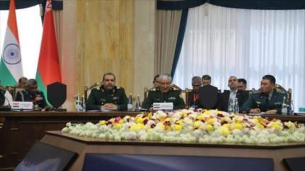 Irán afirma que gestionará tránsito por Ormuz tras fin de la guerra