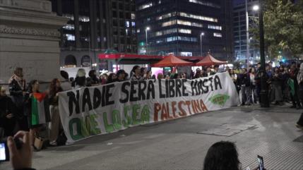 Chilenos protestan por detención israelí de flotilla con destino a Gaza