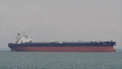 Un segundo superpetrolero iraní evade el bloqueo de EEUU en el último día