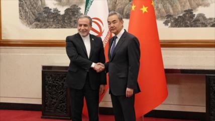 Irán reitera en su firmeza defensiva y su compromiso con la diplomacia