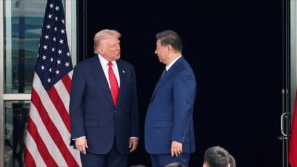 China alerta a EEUU sobre Taiwán mientras Trump visita Pekín