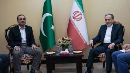 Irán y Pakistán intensifican iniciativas diplomáticas en Teherán