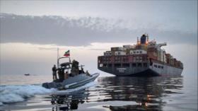 Iran informa de paso seguro por el estrecho de Ormuz de 25 buques 