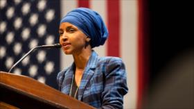 Ilhan Omar critica a Congreso por no limitar a Trump contra Irán