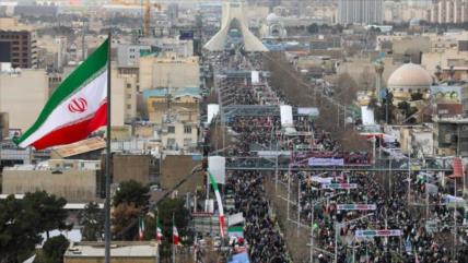 Fabricar al Otro: dispositivos discursivos en la representación occidental de Irán 