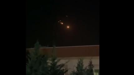 CGRI golpea la base aérea israelí de Ramat David con misiles balísticos