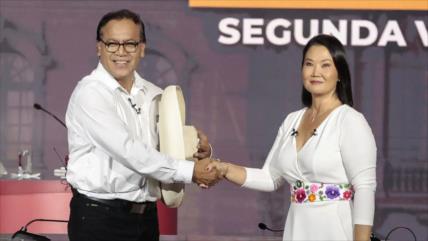 Perú: Sánchez mantiene ventaja sobre Fujimori con 95% de votos escrutados