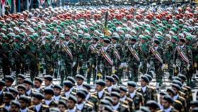 Irán, con “ojos bien abiertos y dedo en el gatillo”, espera a sus enemigos