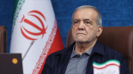Presidente: nación iraní aprendió del Líder mártir a no someterse a humillación