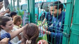 Aficionados despiden en Tijuana a la selección iraní antes de su partido contra Egipto