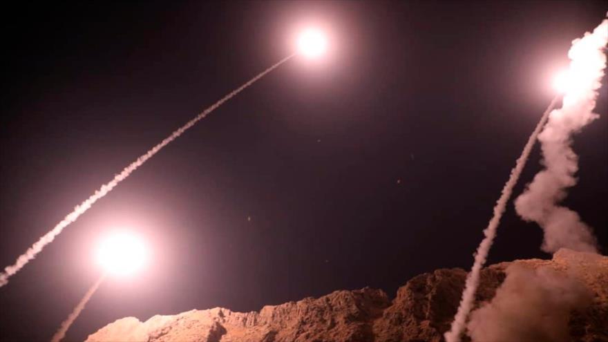 Irán ataca con misiles y drones bases de EEUU en Kuwait y Baréin en represalia | HISPANTV