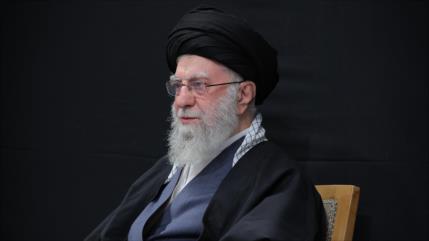“Funeral del Líder mártir, símbolo de la autoridad de Irán”